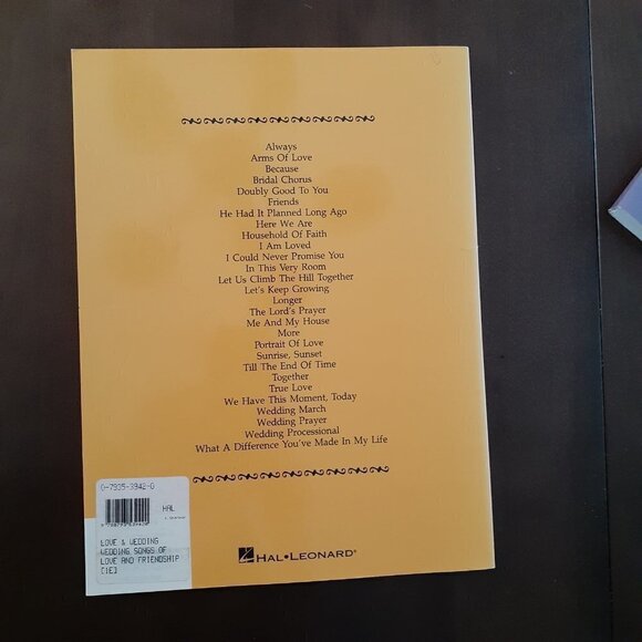 Hal Leonard Wedding Songs Piano Music Book - Picture 2 of 3